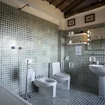 Castello Delle Quattro Torra Bed & Breakfast 3*