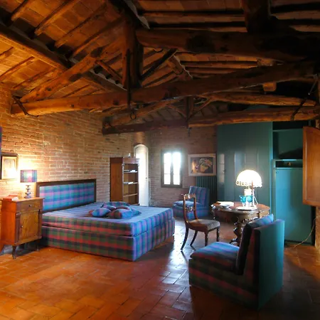 Castello Delle Quattro Torra Bed & Breakfast Val di Pugna