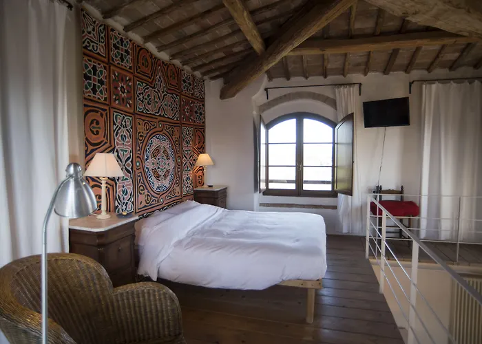 Castello Delle Quattro Torra Bed & Breakfast
