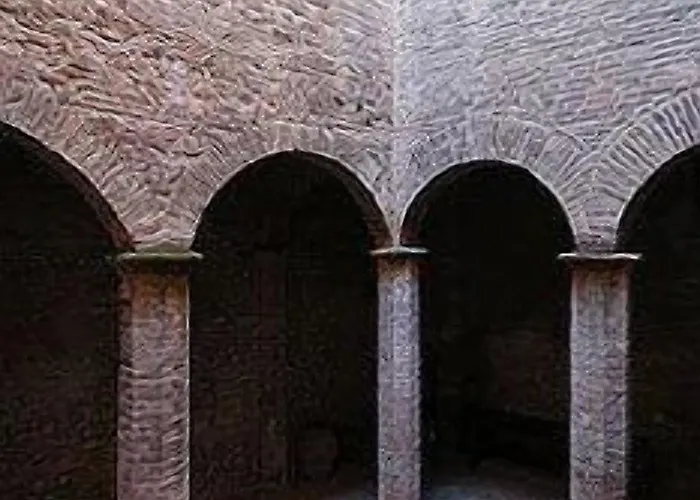 Castello Delle Quattro Torra 3* Val di Pugna