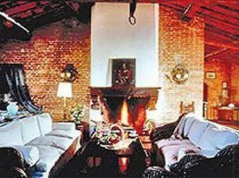 Castello Delle Quattro Torra 3* Val di Pugna