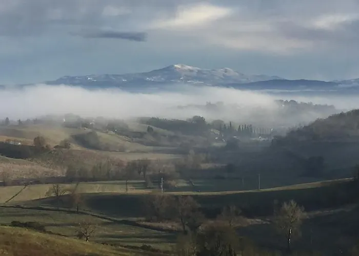 Castello Delle Quattro Torra Bed & Breakfast 3*