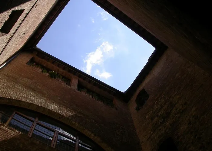 Castello Delle Quattro Torra Bed & Breakfast