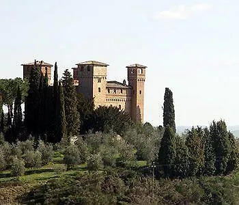 Castello Delle Quattro Torra B&B