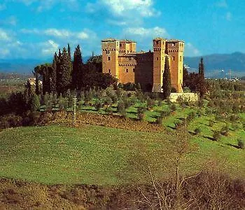 Castello Delle Quattro Torra B&B *