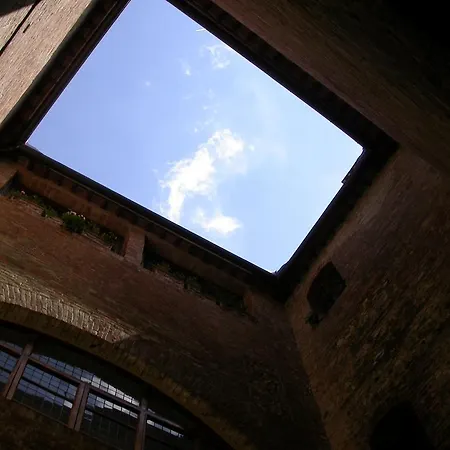 Castello Delle Quattro Torra B&B