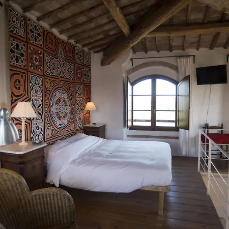 Castello Delle Quattro Torra B&B